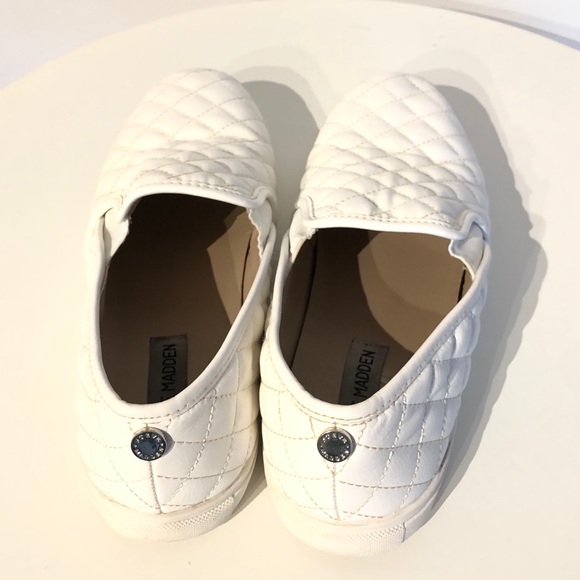 Steve Madden White Ecentrcq Sneakers - Picture 5 of 7